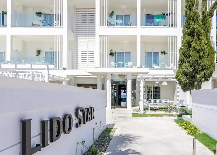 Lido Star מלון 3*