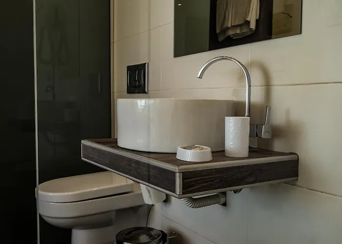 מלון Lido Star 3*