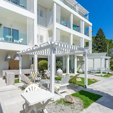 Lido Star Φαληράκι