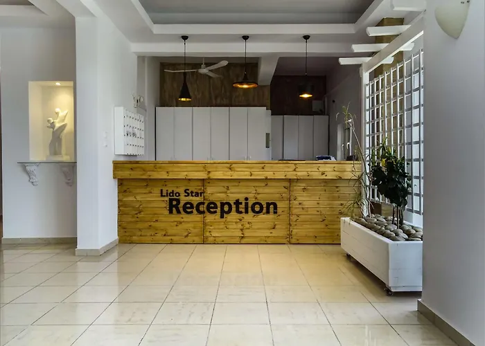 Отель Lido Star 3*